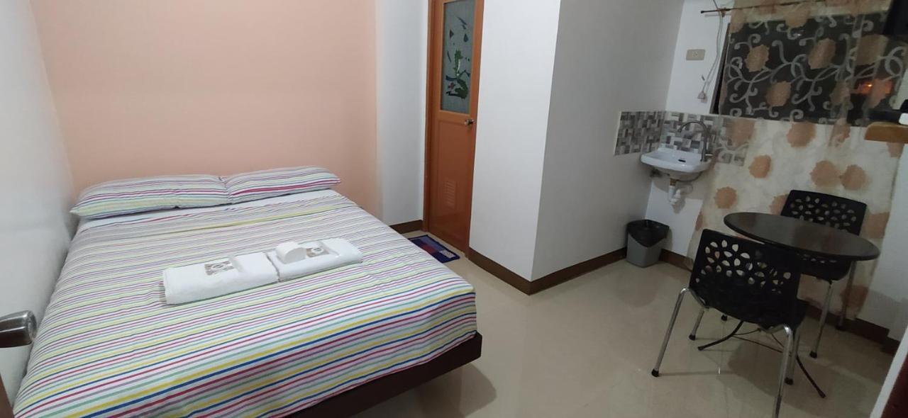 Jb Valdres Apartment Manila Exterior foto
